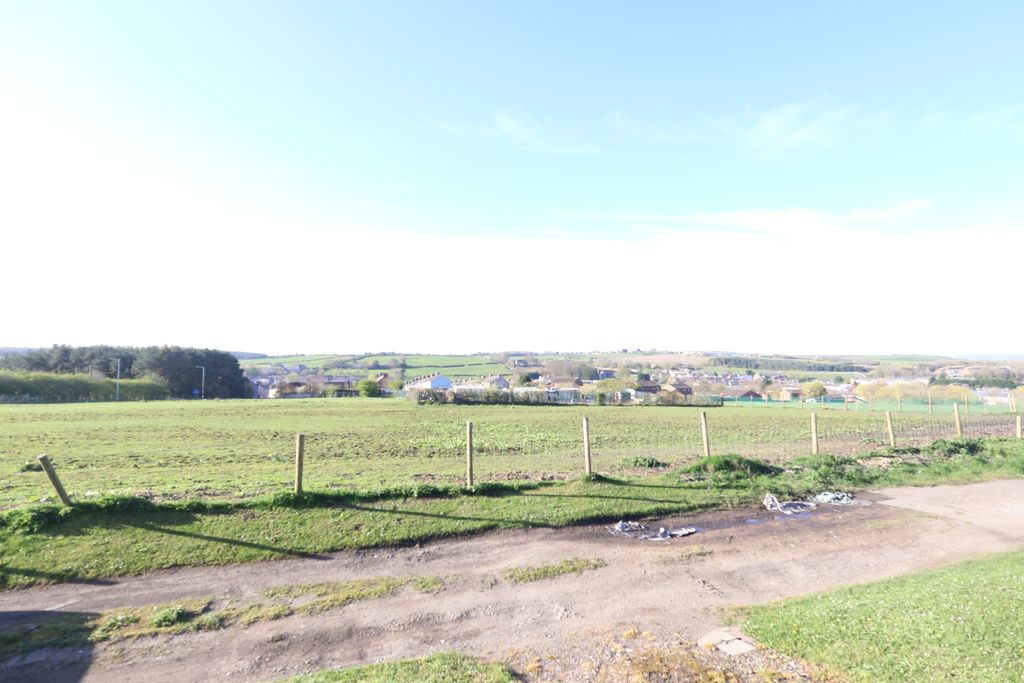 Photo 19- click for photo gallery